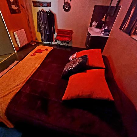 Love Room, Les Nuitees Secretes De Rouen Darnétal Exterior photo