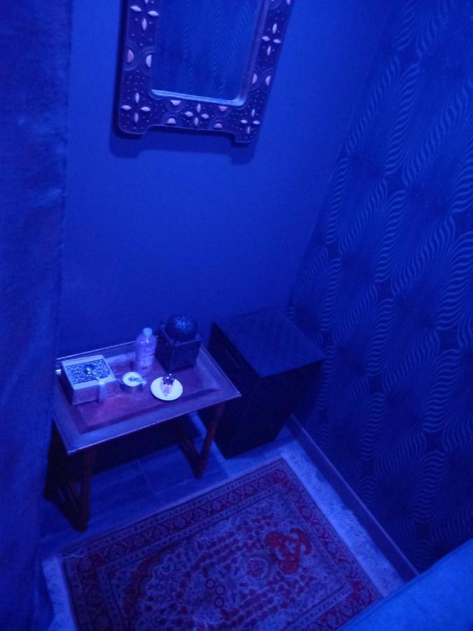 Love Room, Les Nuitees Secretes De Rouen Darnétal Exterior photo