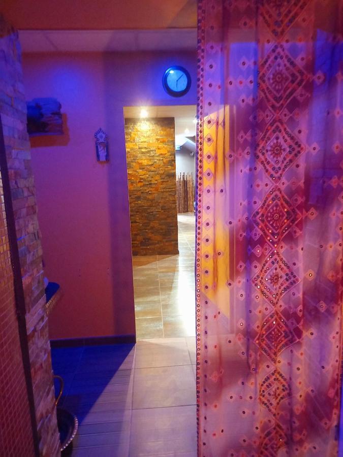 Love Room, Les Nuitees Secretes De Rouen Darnétal Exterior photo
