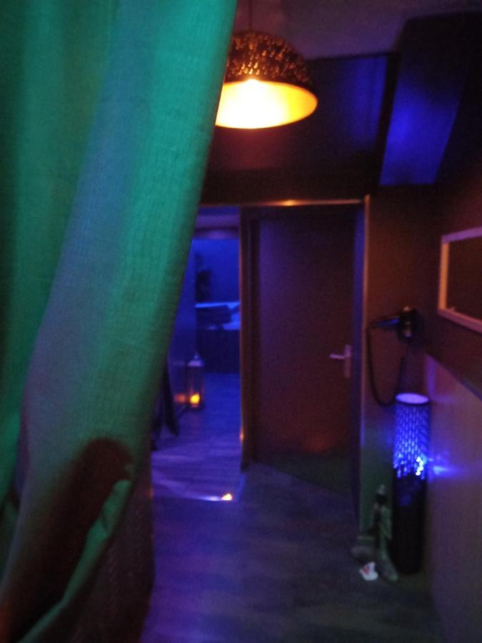 Love Room, Les Nuitees Secretes De Rouen Darnétal Exterior photo