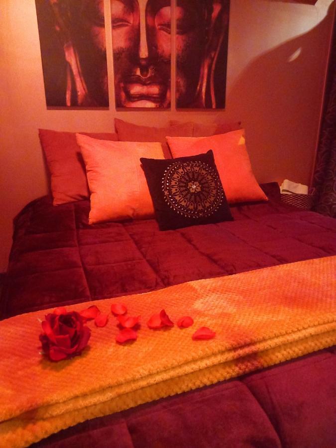 Love Room, Les Nuitees Secretes De Rouen Darnétal Exterior photo
