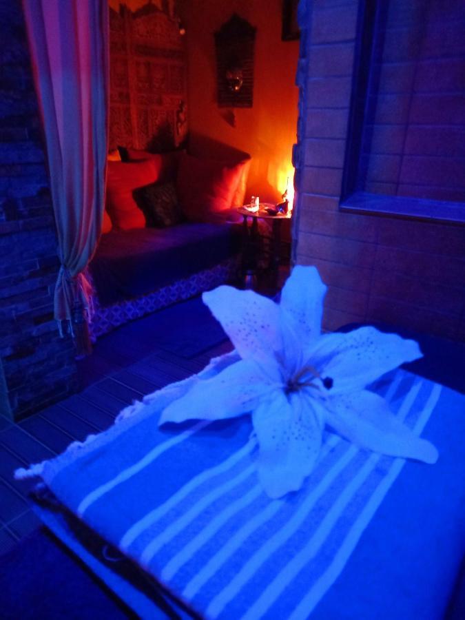 Love Room, Les Nuitees Secretes De Rouen Darnétal Exterior photo