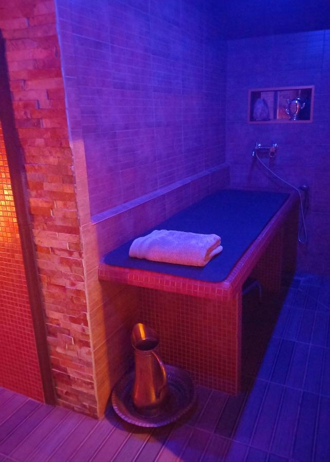 Love Room, Les Nuitees Secretes De Rouen Darnétal Exterior photo