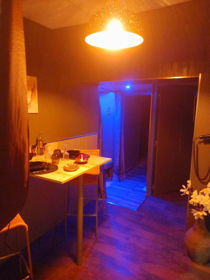 Love Room, Les Nuitees Secretes De Rouen Darnétal Exterior photo